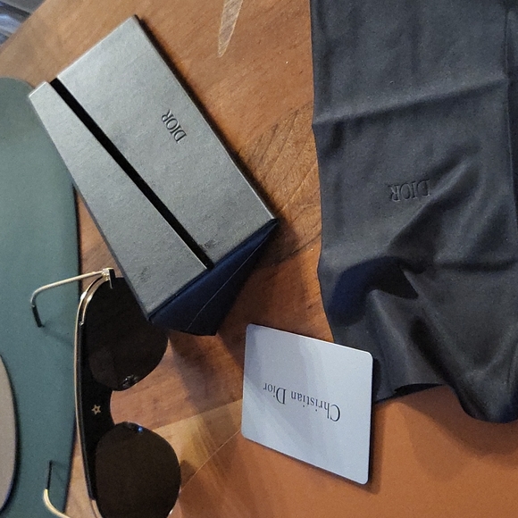 Dior sunglasses - Picture 6 of 6